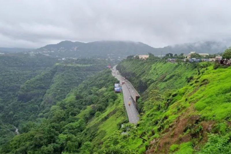 Khandala Banner